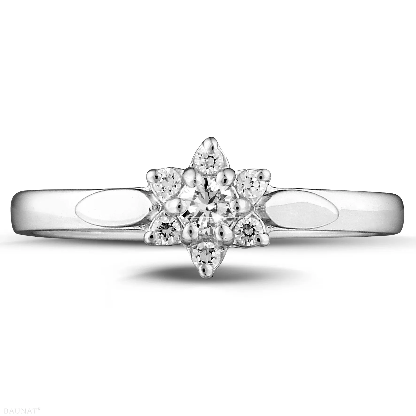 0.15 quilates anillo flor diamante en oro blanco 