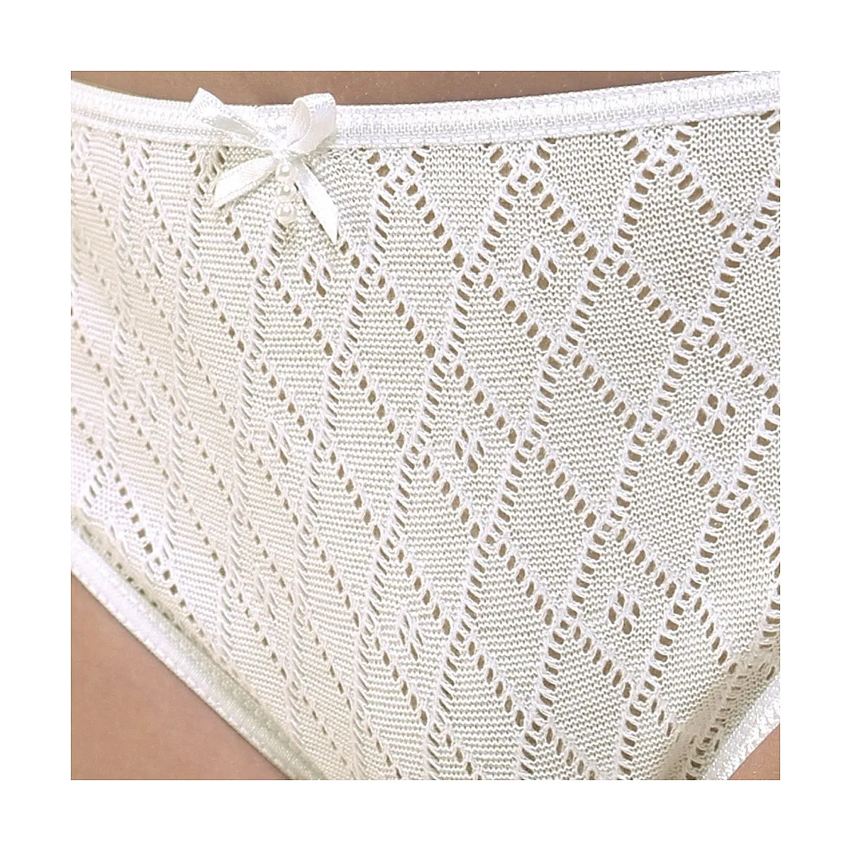 5514 DIAMONDS OPEN WEAVE PANTY