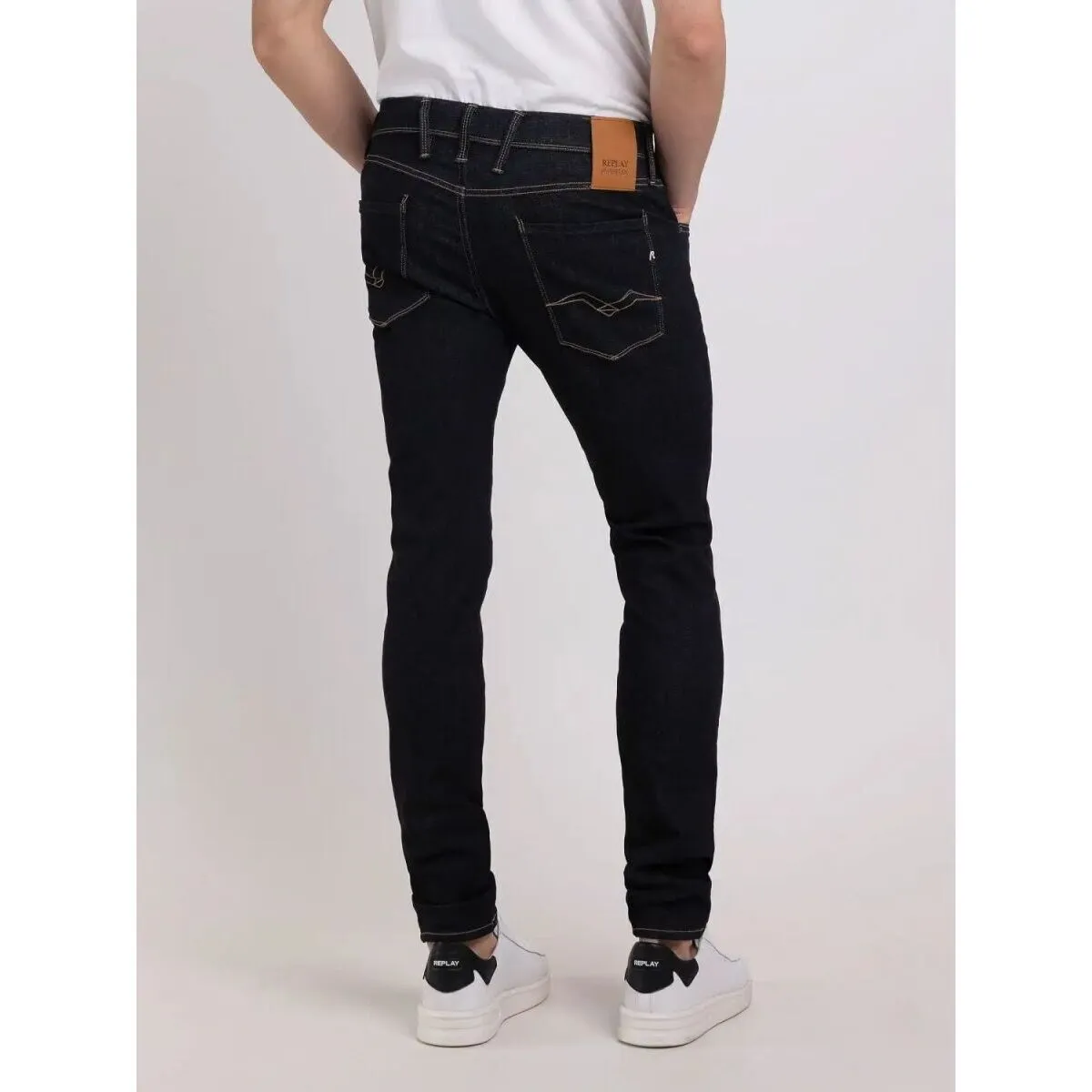 M914Y.661RI08  AMBASS11.5 OZ HYPERFLEX STRETCH