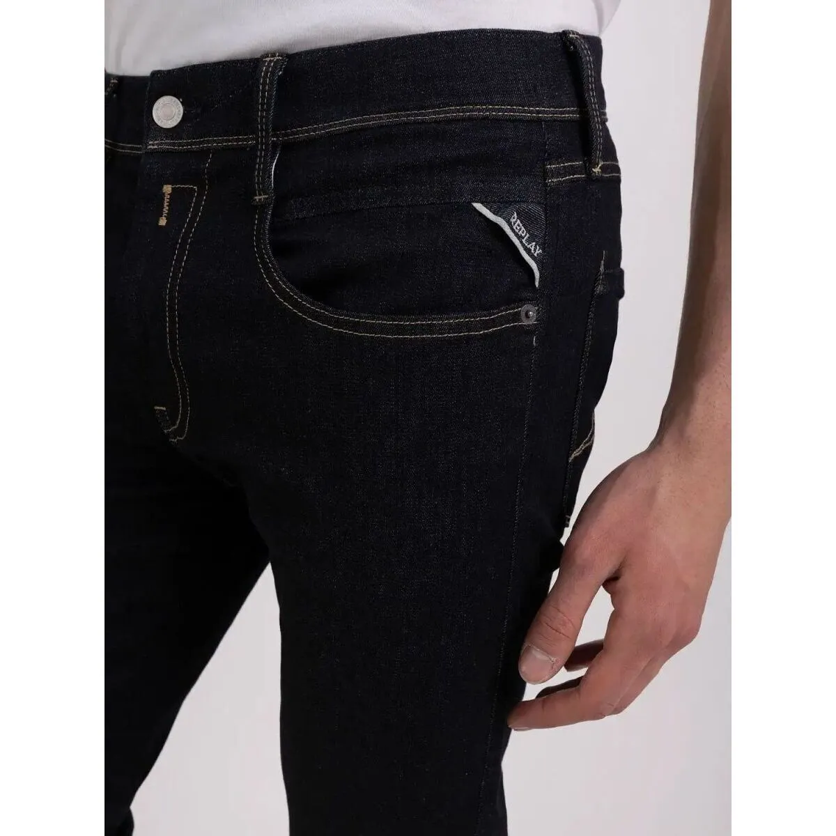 M914Y.661RI08  AMBASS11.5 OZ HYPERFLEX STRETCH