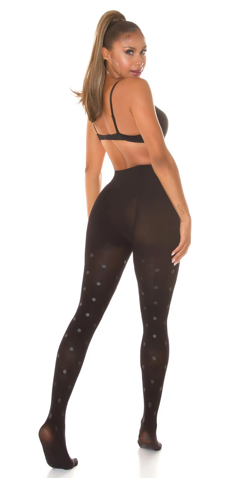 Pantys negras con lunares