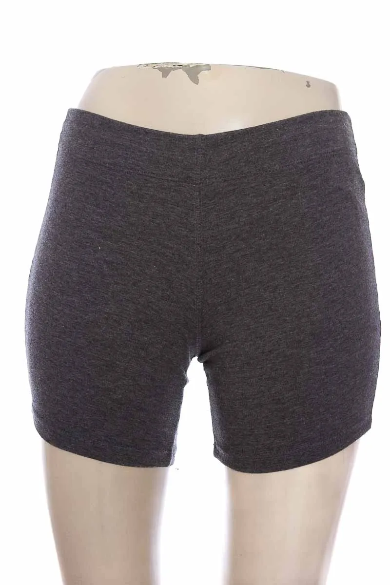 ROPA DEPORTIVA / SALIDA DE BAñO COLOR GRIS  WKD