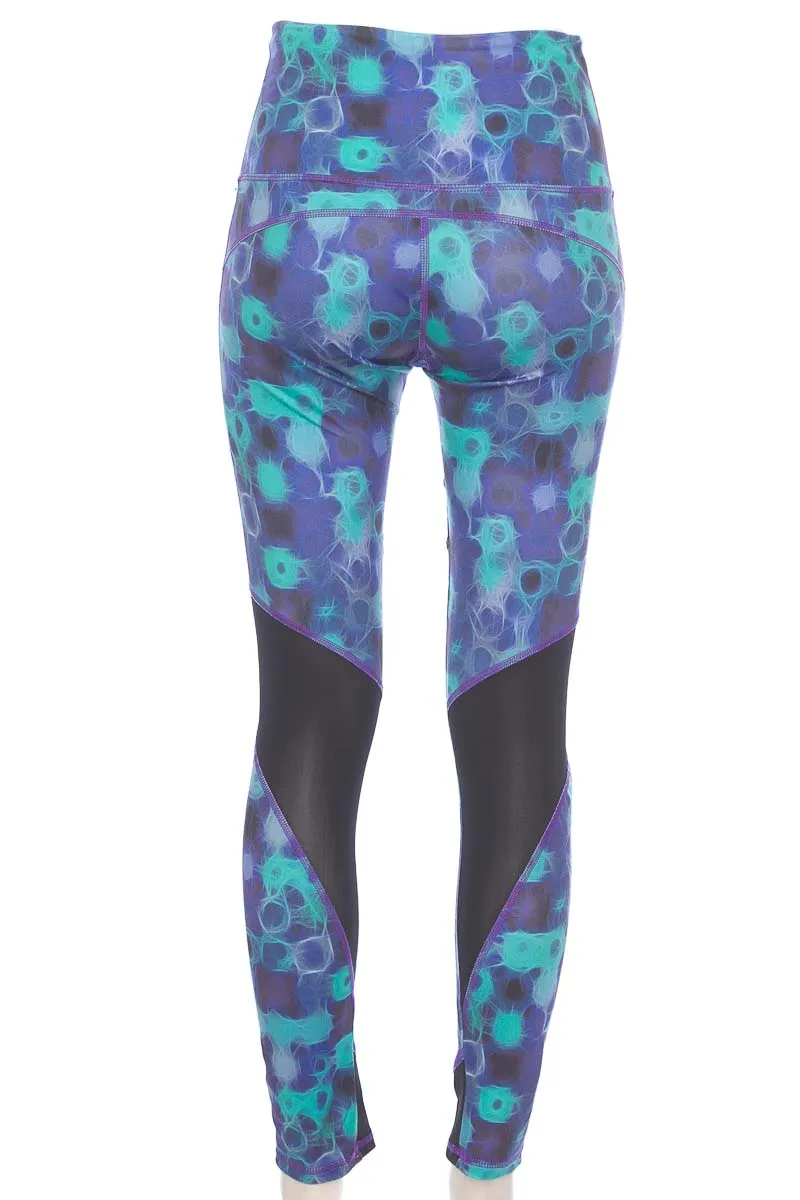 ROPA DEPORTIVA / SALIDA DE BAñO COLOR MORADO  DELIE