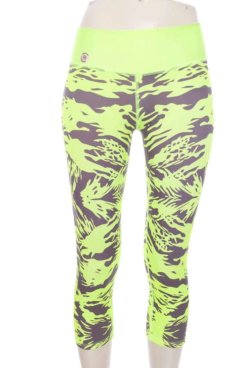 ROPA DEPORTIVA / SALIDA DE BAñO COLOR VERDE  SIGLOX